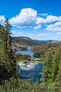 Wall Art - Photograph - Twin Lakes In Mammoth Lakes In California. by Jamie Pham
