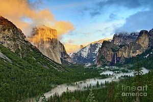 Wall Art - Photograph - Clearing Storm - View Of Yosemite National Park From Tunnel View. by Jamie Pham