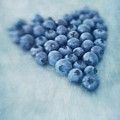 I love blueberries by Priska Wettstein