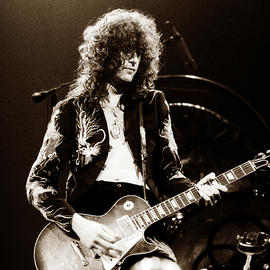 Led Zeppelin - Jimmy Page 1975 by Chris Walter
