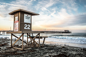 Wall Art - Photograph - Newport Beach Pier And Lifeguard Tower 22 Photo by Paul Velgos