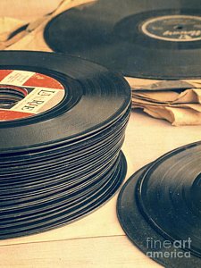 Wall Art - Photograph - Old 45s by Edward Fielding