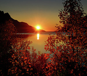 Wall Art - Photograph - Sunset In Ersfjordbotn by John Hemmingsen